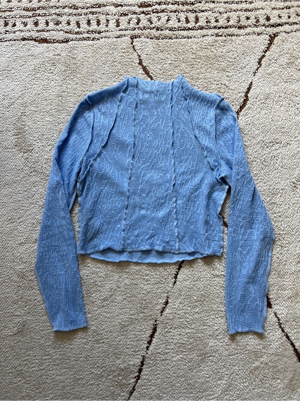 UO Kimchi Blue Blair exposed seam Textured blue Long-Sleeve Crop Top size large
